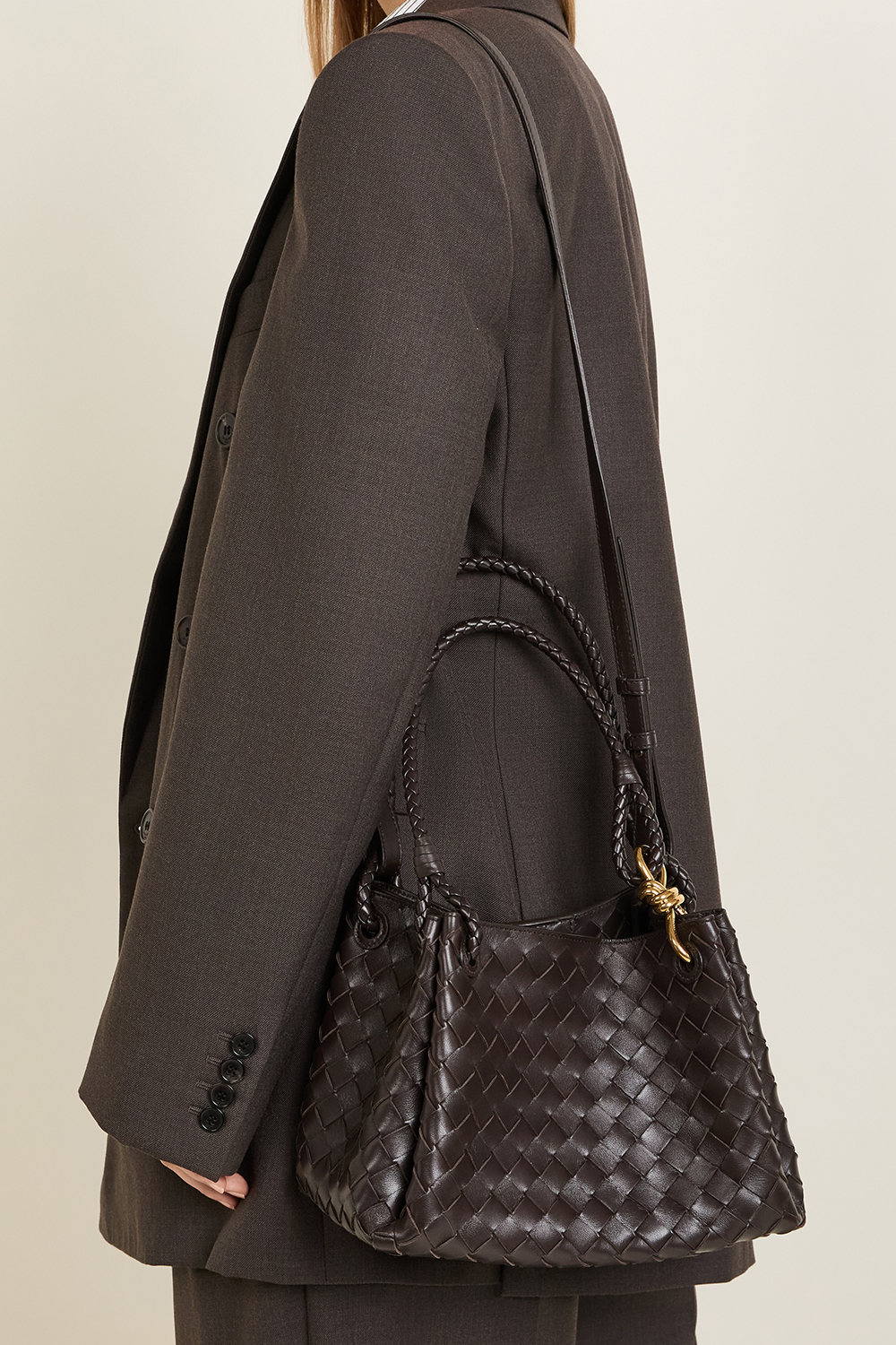 תמונת כל הלוק של תיק אנדיאמו סמול